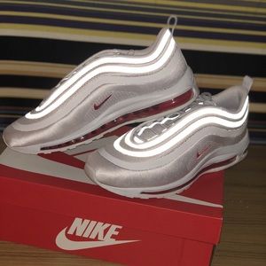 Meet your Posher, Jeffrey